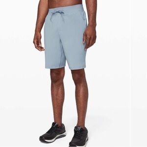 Lululemon T.H.E. Short 9” Liner Chambray Sz L